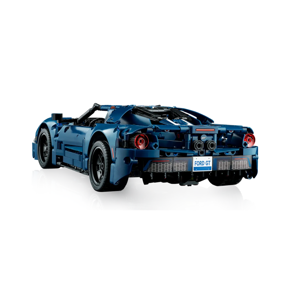 LEGO Technic 2022 Ford GT 42154 - Image 4