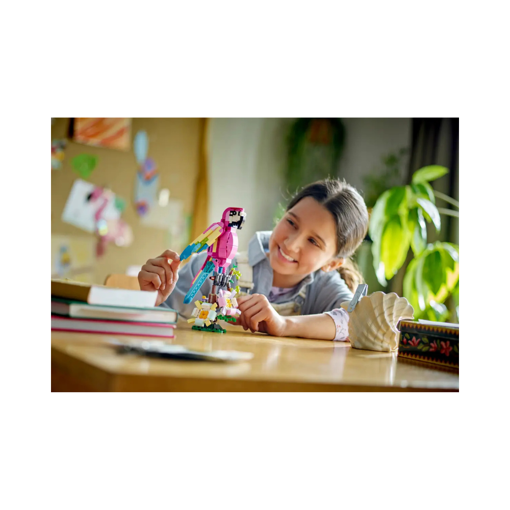 LEGO Creator 3-in-1 Exotic Pink Parrot 31144