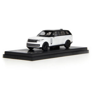 LCD 1/64 2022 Range Rover White