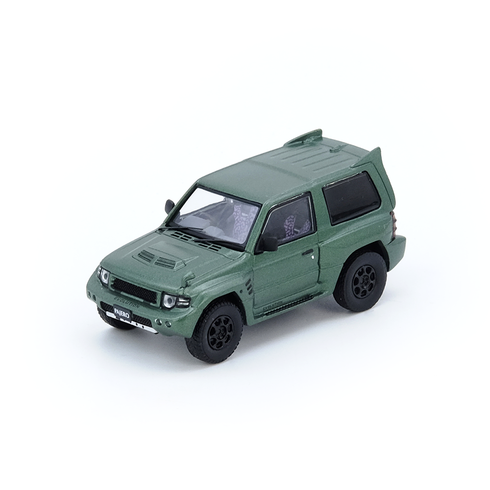 INNO64 MITSUBISHI PAJERO EVOLUTION Satin Green