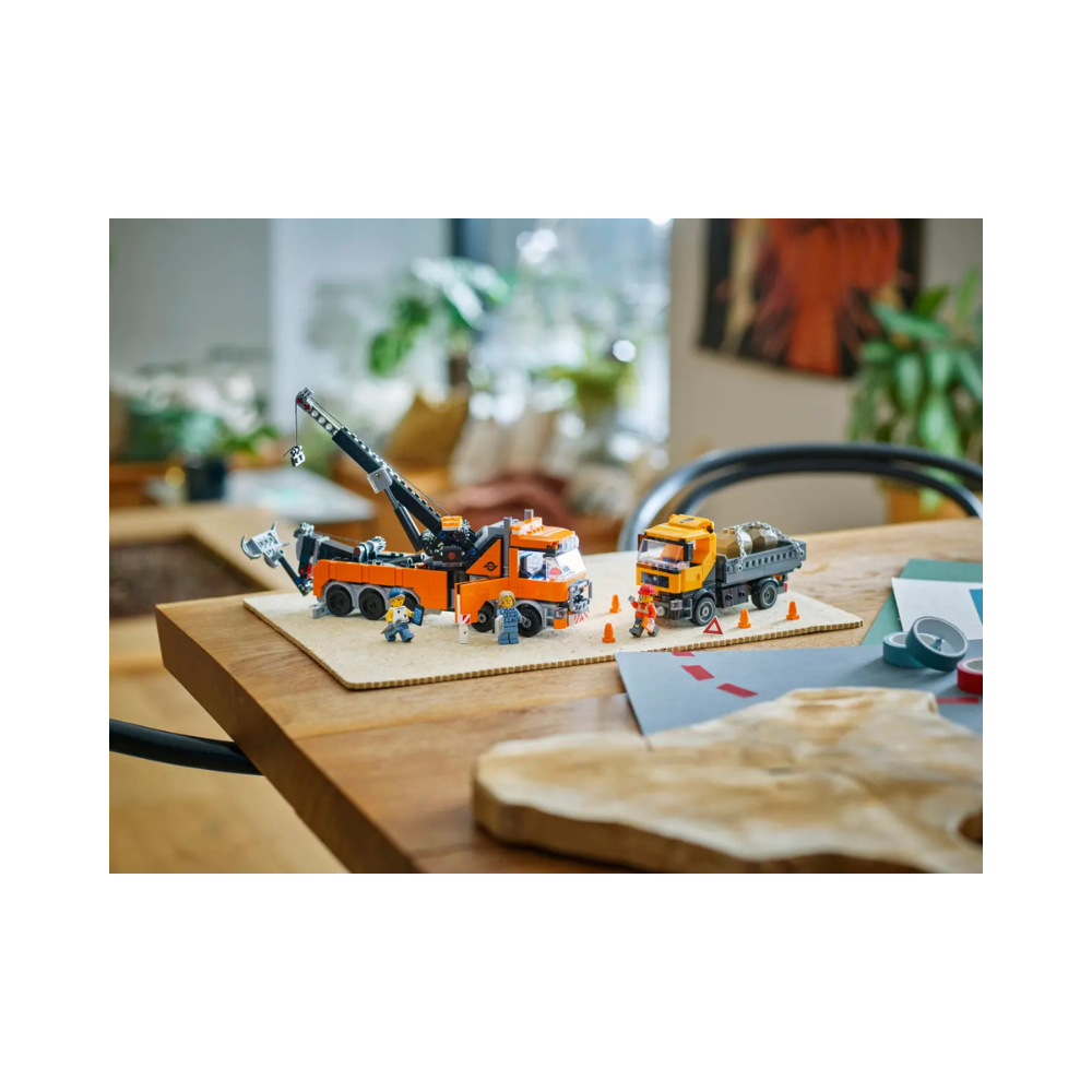LEGO CITY Heavy-Duty Recovery Tow Truck with Crane 60467 - Image 5