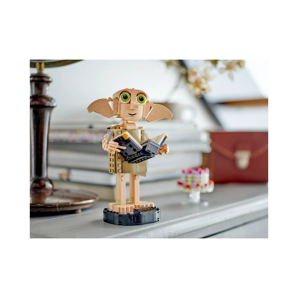 LEGO Harry Potter Dobby the House-Elf 76421 - Image 3